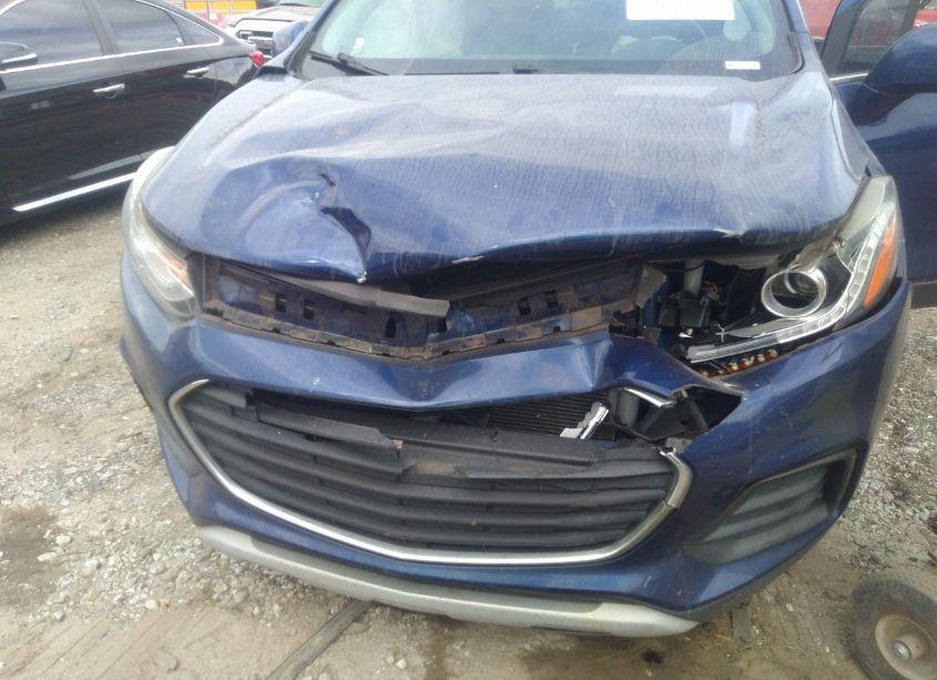 Photo 6 of 2017 Chevrolet Trax LT (VIN 3GNCJLSB5HL206768)