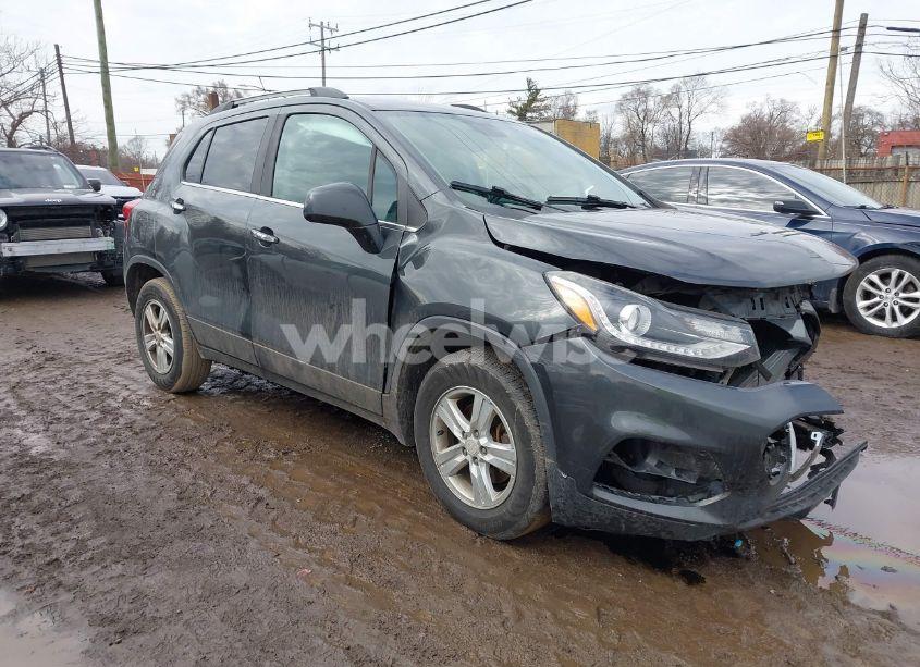 2017 Chevrolet Trax LT (VIN 3GNCJLSB5HL232190) main photo