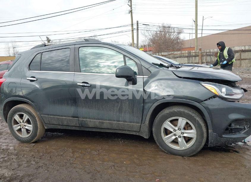 Photo 13 of 2017 Chevrolet Trax LT (VIN 3GNCJLSB5HL232190)