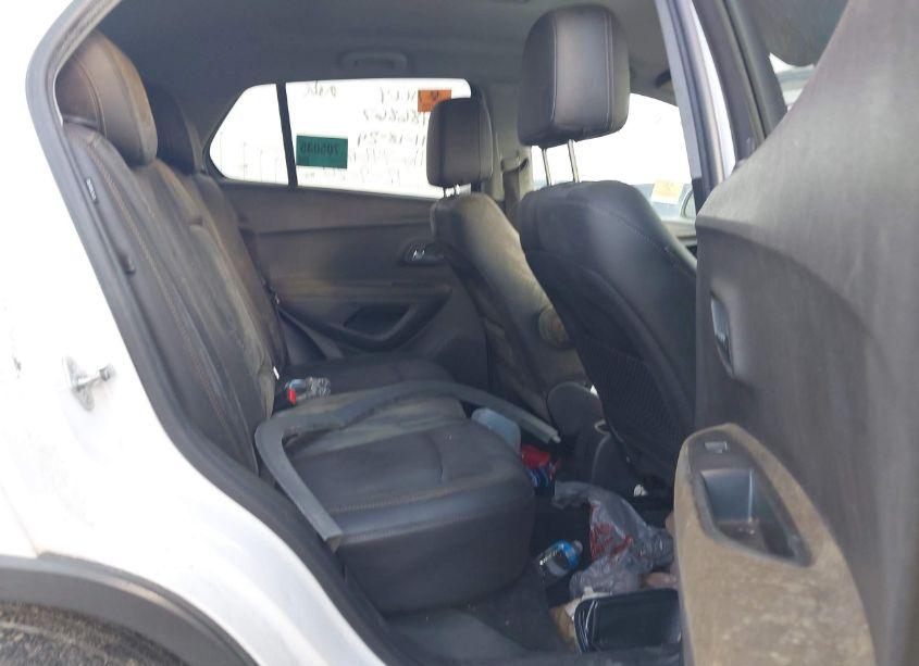 Photo 8 of 2018 Chevrolet Trax LT (VIN 3GNCJLSB5JL159456)