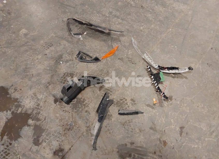 Photo 18 of 2018 Chevrolet Trax LT (VIN 3GNCJLSB5JL203567)