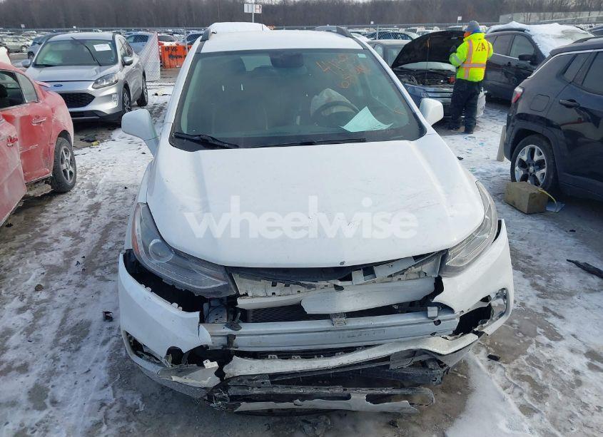 Photo 12 of 2019 Chevrolet Trax LT (VIN 3GNCJLSB5KL137720)