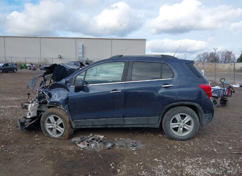 Photo 14 of 2019 Chevrolet Trax LT (VIN 3GNCJLSB5KL250308)