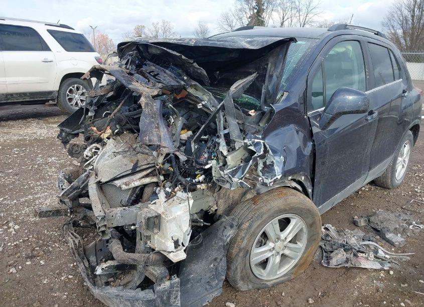 Photo 6 of 2019 Chevrolet Trax LT (VIN 3GNCJLSB5KL250308)