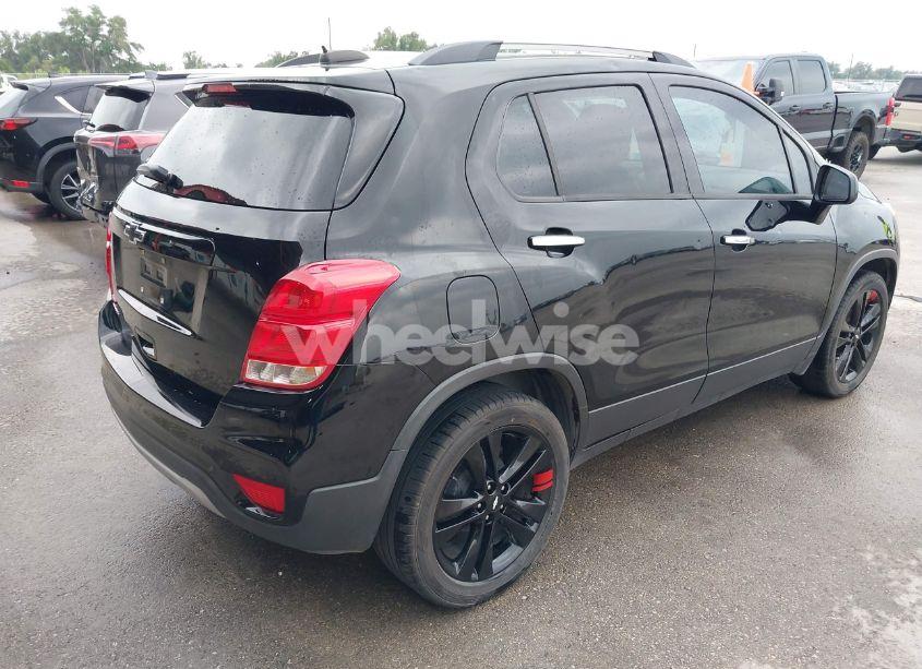 Photo 4 of 2019 Chevrolet Trax LT (VIN 3GNCJLSB5KL258165)