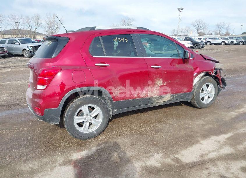 Photo 4 of 2019 Chevrolet Trax LT (VIN 3GNCJLSB5KL268355)