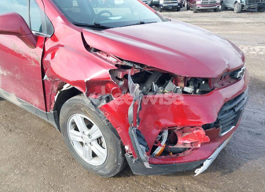 Photo 6 of 2019 Chevrolet Trax LT (VIN 3GNCJLSB5KL268355)