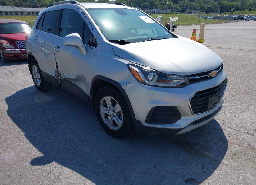 2019 Chevrolet Trax LT (VIN 3GNCJLSB5KL406315) main photo