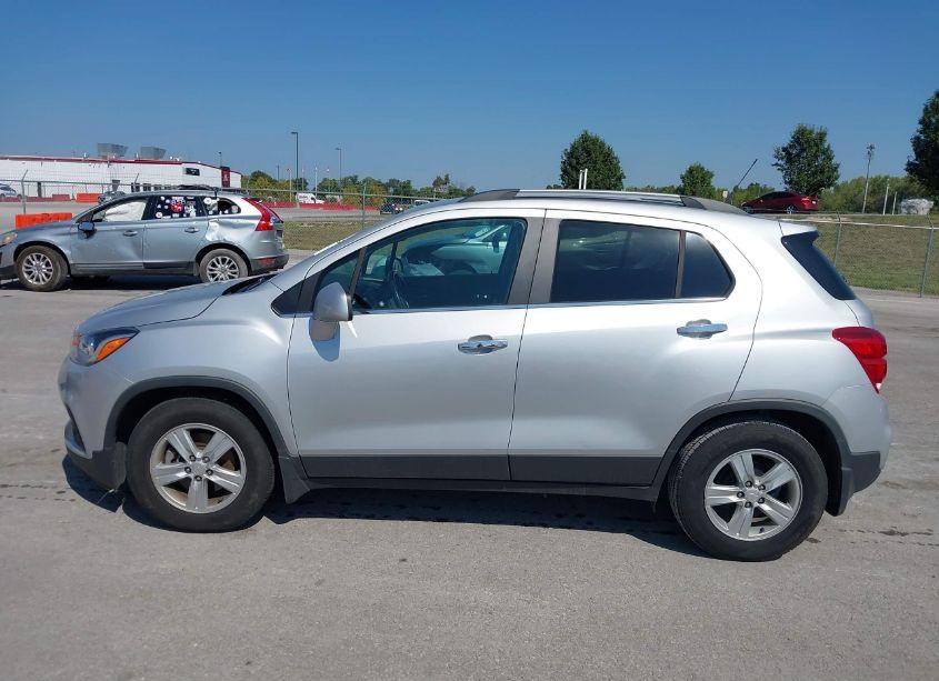 Photo 14 of 2019 Chevrolet Trax LT (VIN 3GNCJLSB5KL406315)