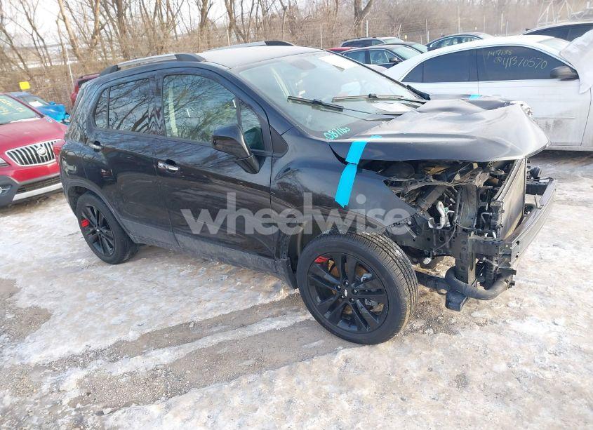 2020 Chevrolet Trax FWD LT (VIN 3GNCJLSB5LL111264) main photo