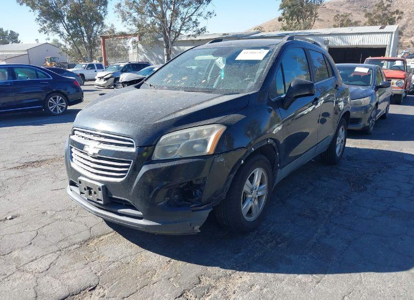 Photo 2 of 2015 Chevrolet Trax LT (VIN 3GNCJLSB6FL247374)