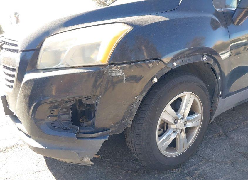 Photo 6 of 2015 Chevrolet Trax LT (VIN 3GNCJLSB6FL247374)