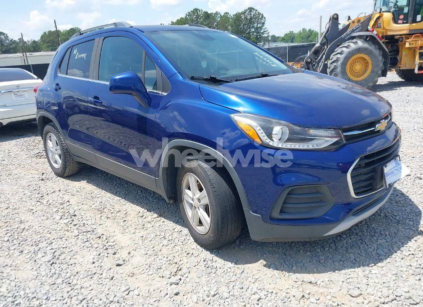 2017 Chevrolet Trax LT (VIN 3GNCJLSB6HL153160) main photo