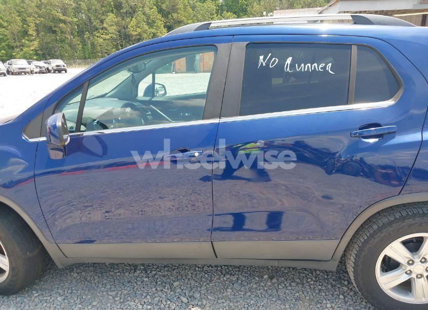 Photo 14 of 2017 Chevrolet Trax LT (VIN 3GNCJLSB6HL153160)