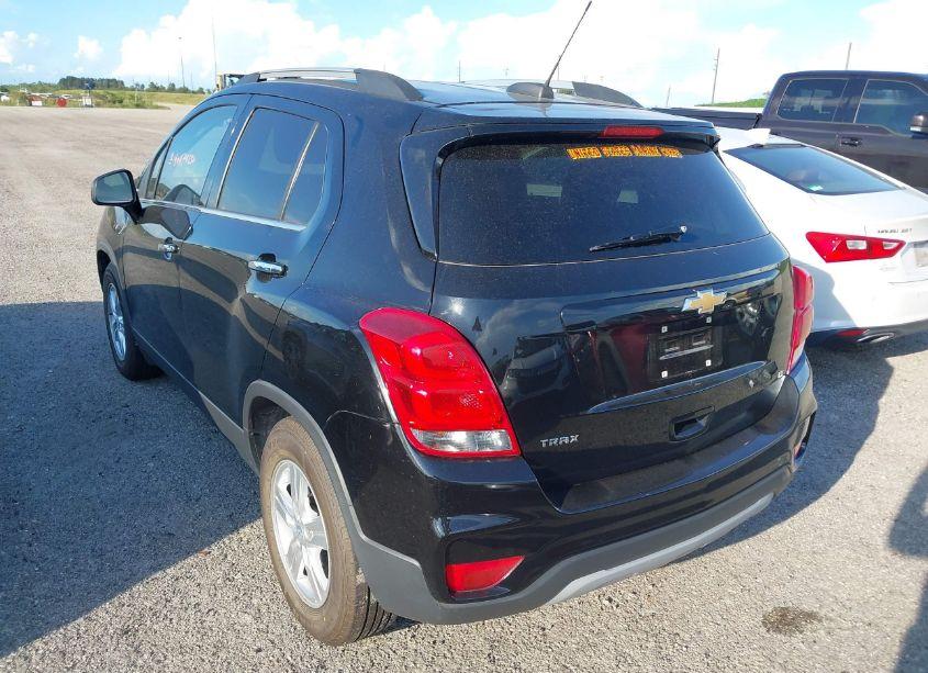 Photo 3 of 2019 Chevrolet Trax LT (VIN 3GNCJLSB6KL121168)