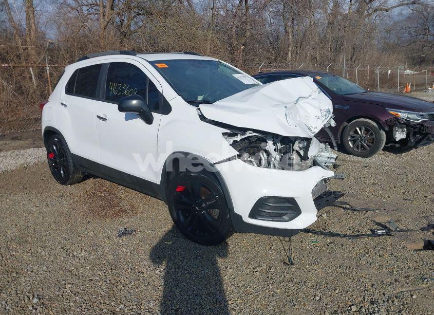 2019 Chevrolet Trax LT (VIN 3GNCJLSB6KL265660) main photo