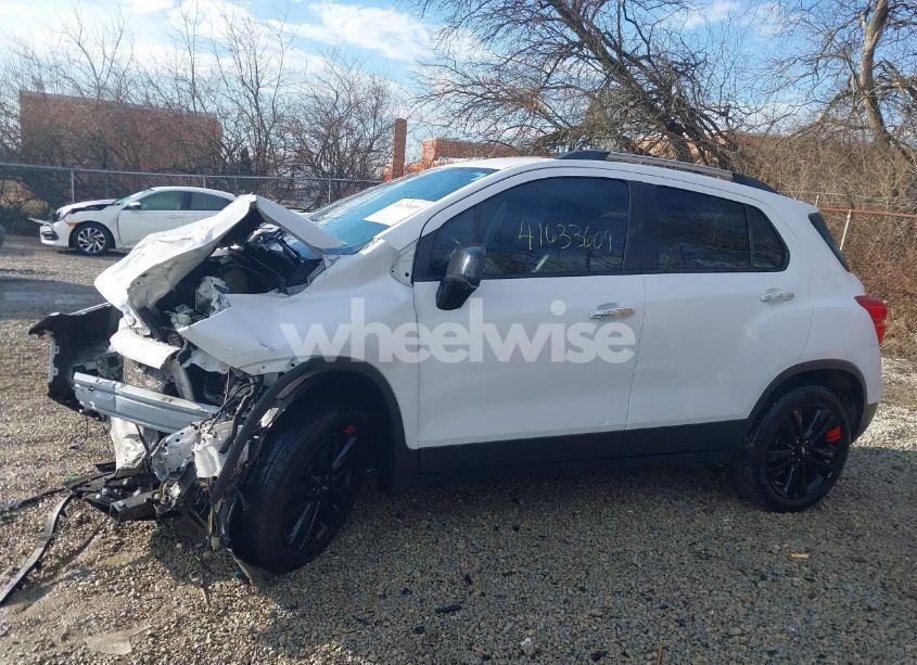 Photo 14 of 2019 Chevrolet Trax LT (VIN 3GNCJLSB6KL265660)