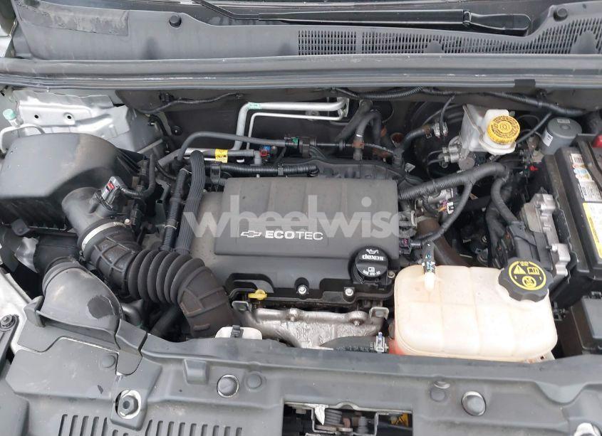 Photo 10 of 2019 Chevrolet Trax LT (VIN 3GNCJLSB6KL287609)