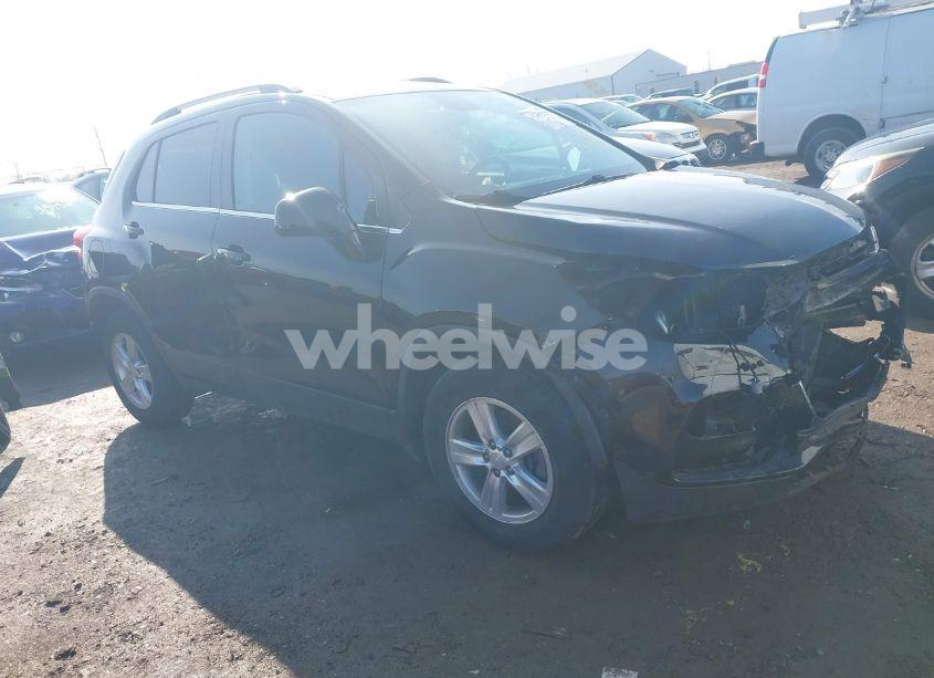 2019 Chevrolet Trax LT (VIN 3GNCJLSB6KL309916) main photo