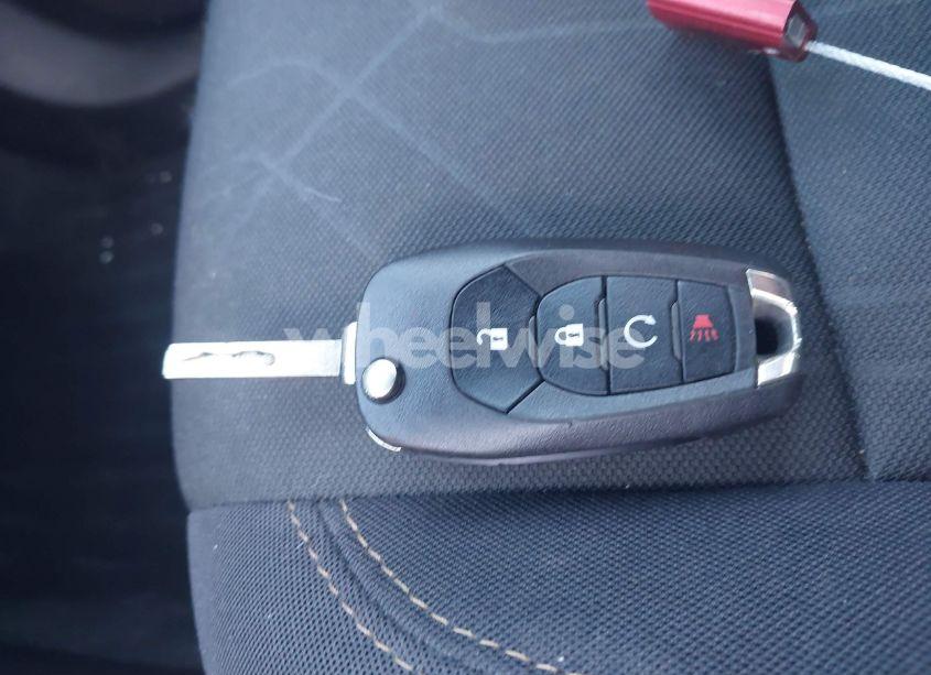 Photo 11 of 2019 Chevrolet Trax LT (VIN 3GNCJLSB6KL309916)