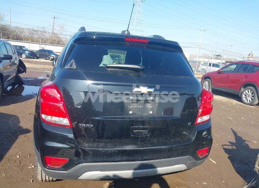 Photo 17 of 2019 Chevrolet Trax LT (VIN 3GNCJLSB6KL309916)