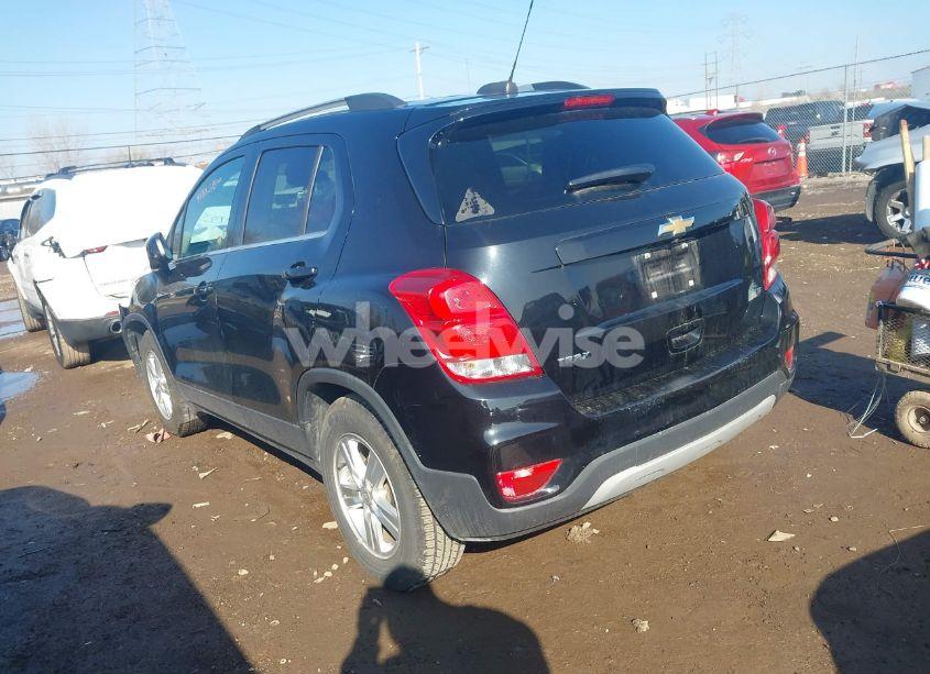 Photo 3 of 2019 Chevrolet Trax LT (VIN 3GNCJLSB6KL309916)