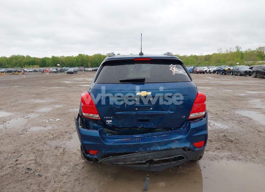 Photo 16 of 2019 Chevrolet Trax LT (VIN 3GNCJLSB6KL339806)