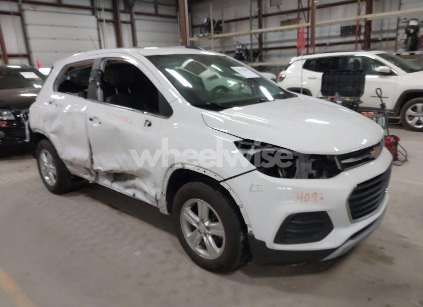 2019 Chevrolet Trax LT (VIN 3GNCJLSB6KL345993) main photo