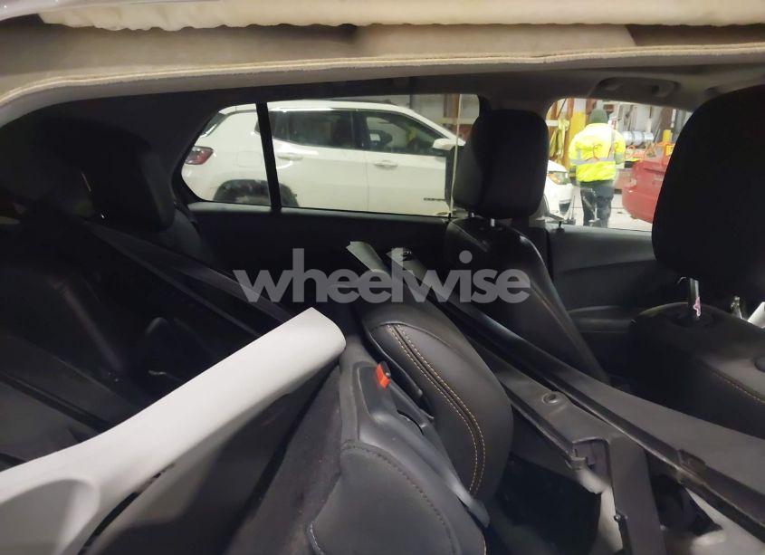 Photo 8 of 2019 Chevrolet Trax LT (VIN 3GNCJLSB6KL345993)