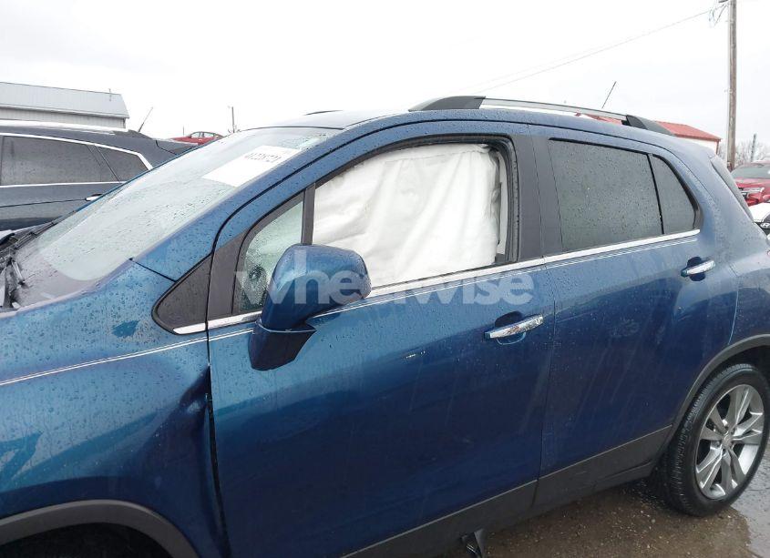 Photo 14 of 2020 Chevrolet Trax FWD LT (VIN 3GNCJLSB6LL118367)