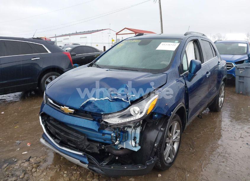 Photo 6 of 2020 Chevrolet Trax FWD LT (VIN 3GNCJLSB6LL118367)