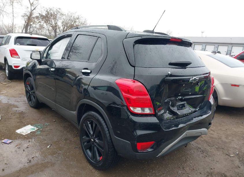 Photo 3 of 2020 Chevrolet Trax FWD LT (VIN 3GNCJLSB6LL139283)