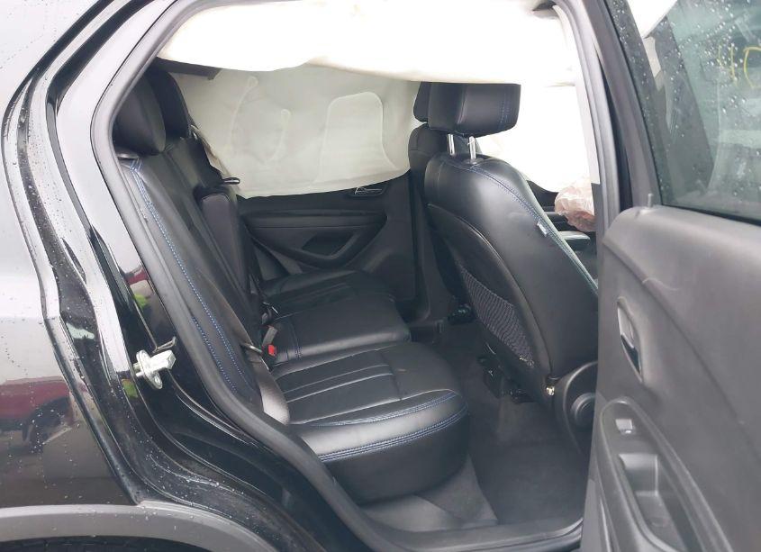 Photo 8 of 2020 Chevrolet Trax FWD LT (VIN 3GNCJLSB6LL139283)