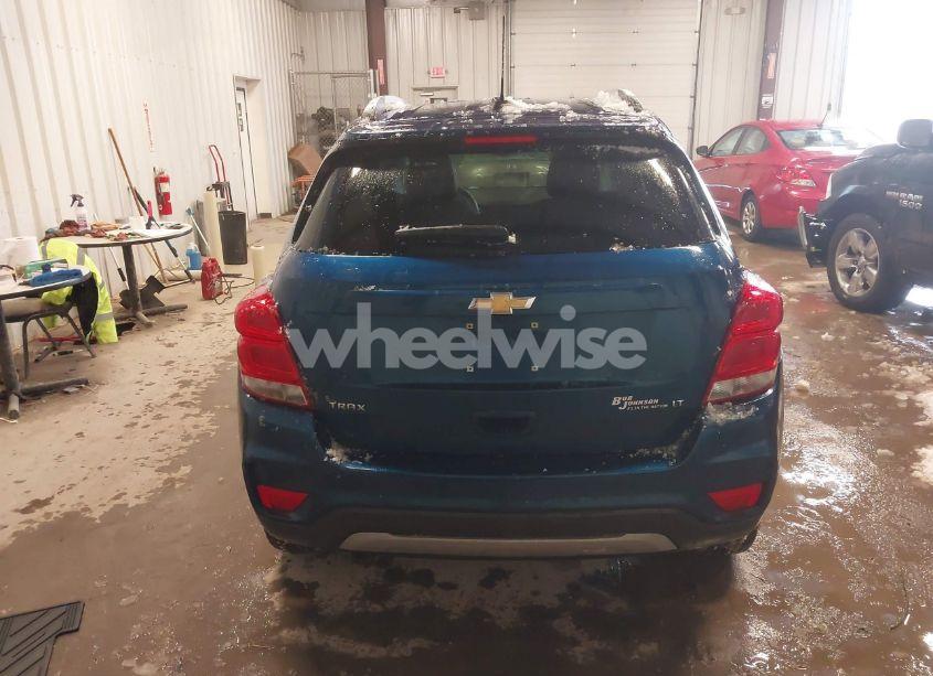 Photo 16 of 2020 Chevrolet Trax FWD LT (VIN 3GNCJLSB6LL249766)
