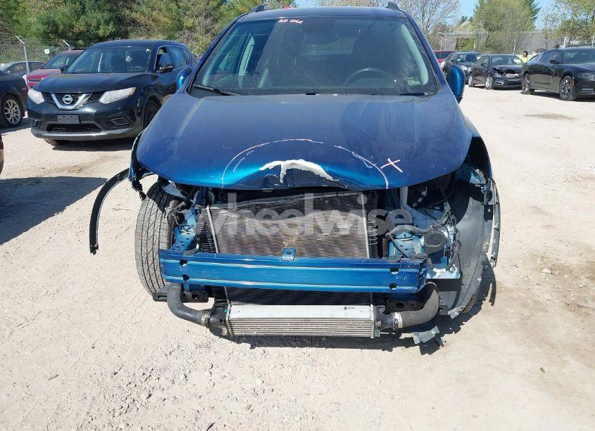 Photo 6 of 2020 Chevrolet Trax FWD LT (VIN 3GNCJLSB6LL288423)