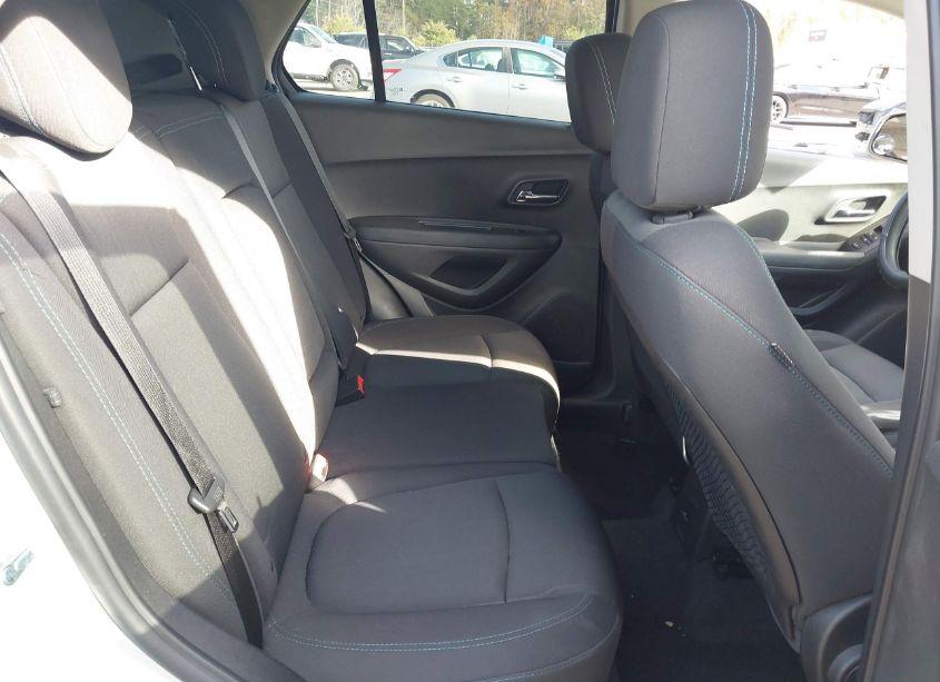 Photo 8 of 2016 Chevrolet Trax LT (VIN 3GNCJLSB7GL280367)