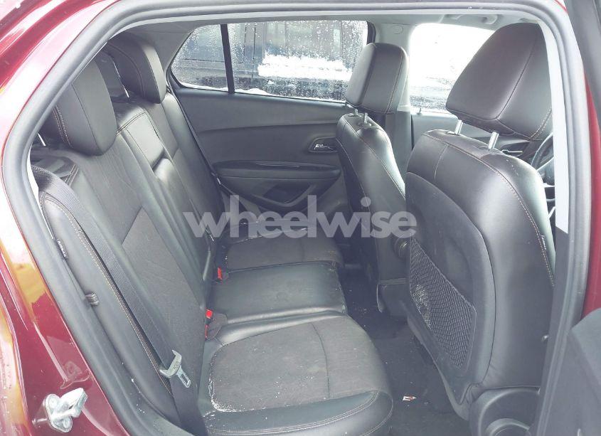 Photo 8 of 2017 Chevrolet Trax LT (VIN 3GNCJLSB7HL254501)