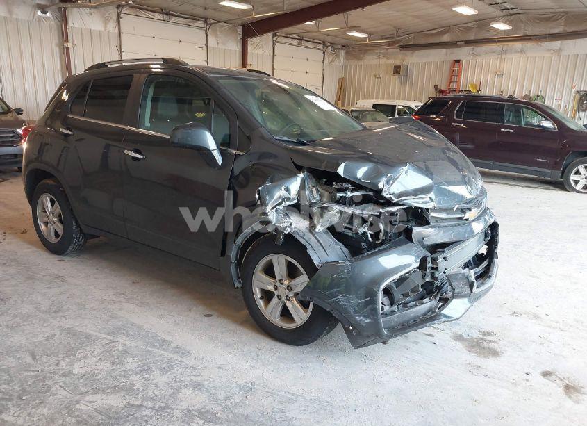 2017 Chevrolet Trax LT (VIN 3GNCJLSB7HL284002) main photo