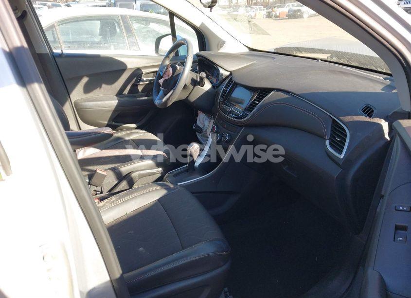 Photo 5 of 2018 Chevrolet Trax LT (VIN 3GNCJLSB7JL150466)