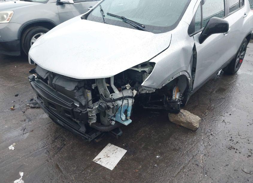 Photo 6 of 2018 Chevrolet Trax LT (VIN 3GNCJLSB7JL152198)