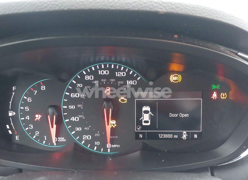 Photo 7 of 2018 Chevrolet Trax LT (VIN 3GNCJLSB7JL240832)