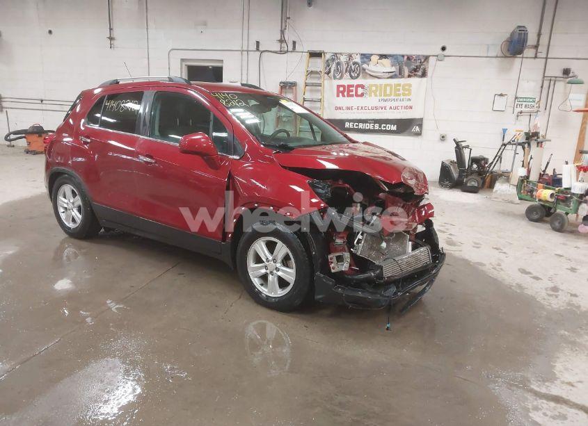 2018 Chevrolet Trax LT (VIN 3GNCJLSB7JL264192) main photo