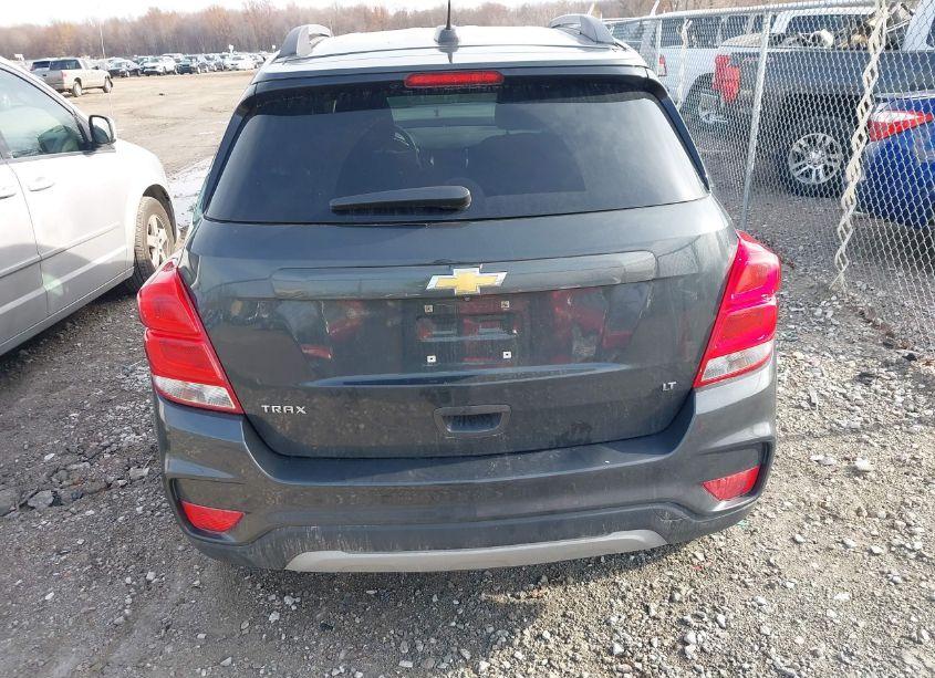 Photo 17 of 2018 Chevrolet Trax LT (VIN 3GNCJLSB7JL303816)