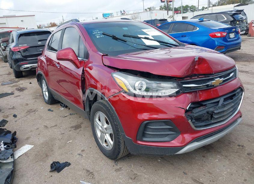 2019 Chevrolet Trax LT (VIN 3GNCJLSB7KL405425) main photo