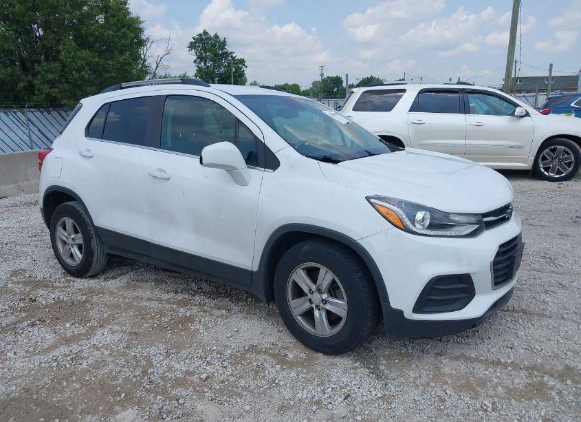 2020 Chevrolet Trax FWD LT (VIN 3GNCJLSB7LL227131) main photo