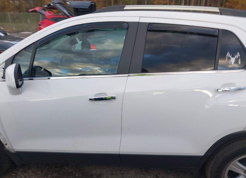 Photo 14 of 2020 Chevrolet Trax FWD LT (VIN 3GNCJLSB7LL245788)