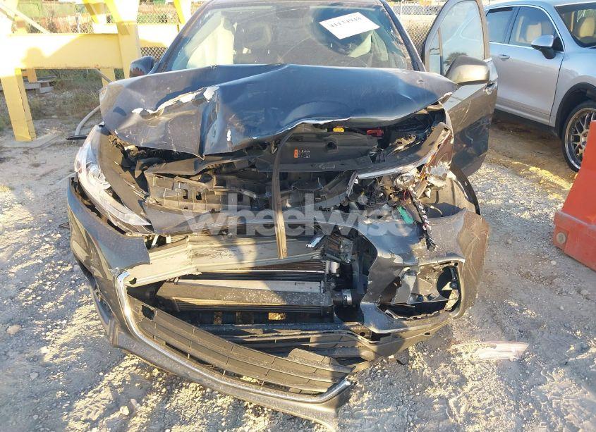 Photo 6 of 2020 Chevrolet Trax FWD LT (VIN 3GNCJLSB7LL268066)