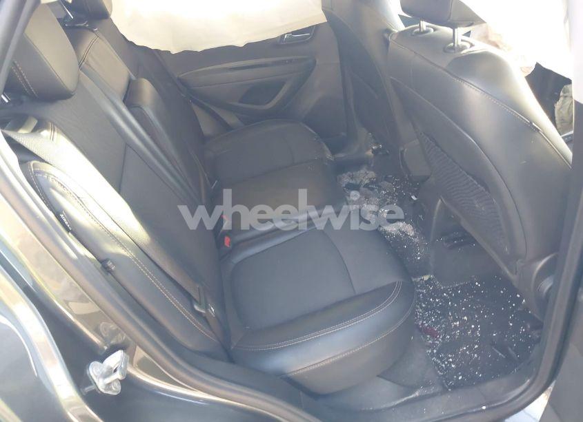 Photo 8 of 2020 Chevrolet Trax FWD LT (VIN 3GNCJLSB7LL268066)