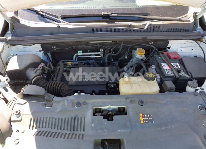 Photo 10 of 2015 Chevrolet Trax LT (VIN 3GNCJLSB8FL219317)