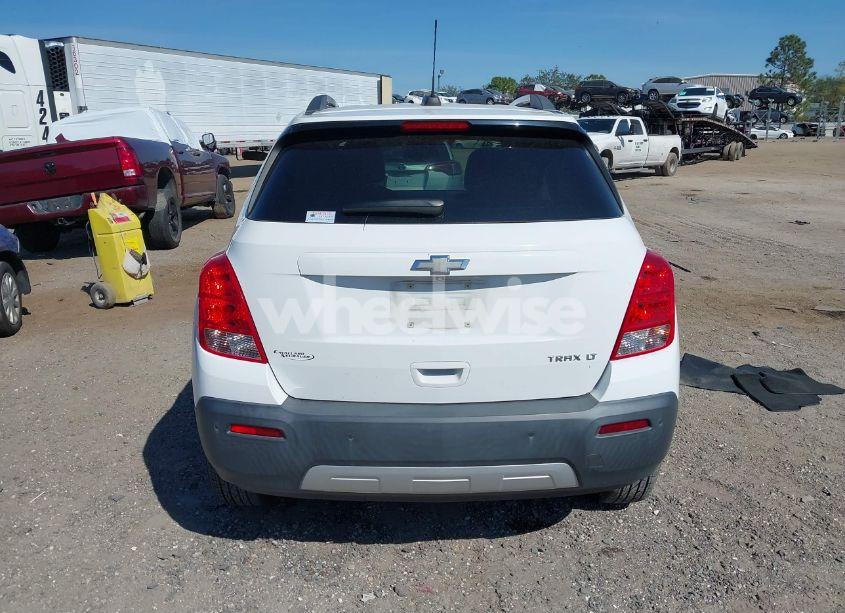 Photo 16 of 2015 Chevrolet Trax LT (VIN 3GNCJLSB8FL219317)
